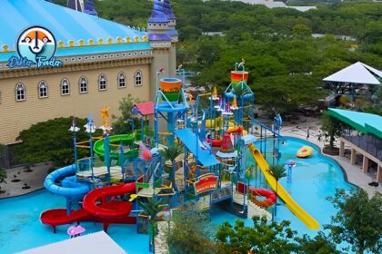 Atlantis Land Surabaya