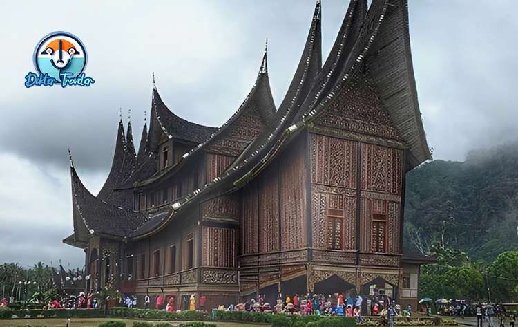 Istano Basa Pagaruyung