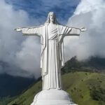 Patung Yesus Sibea-Bea