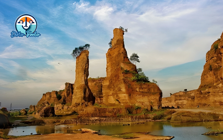 Brown Canyon Semarang